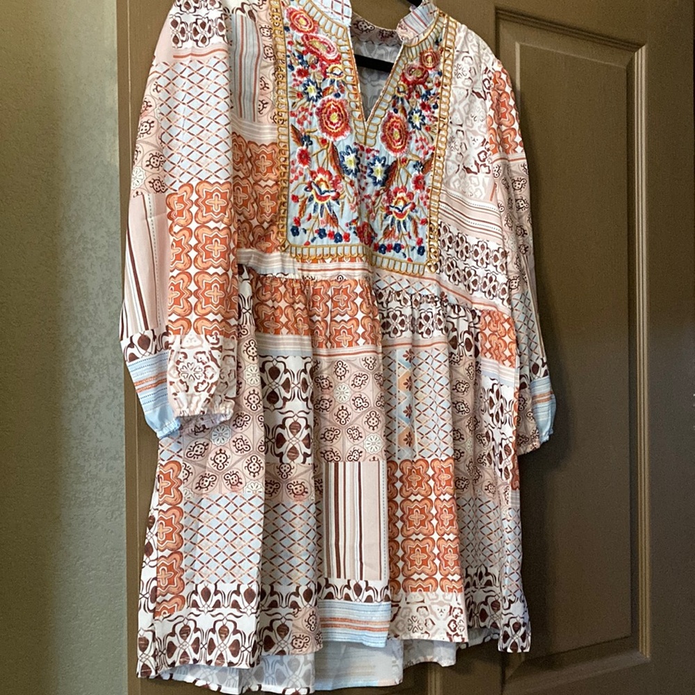 Boho Embroidered V-Neck Babydoll Top/Dress NWOT